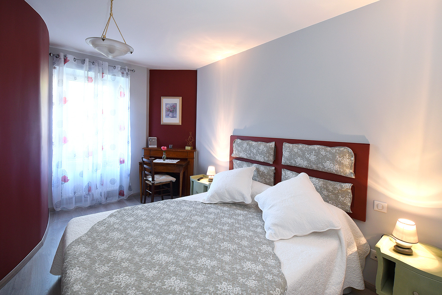 CHAMBRE-HOTES-GLOBALE-MEDIEVALE-AUCLOSDUCELE